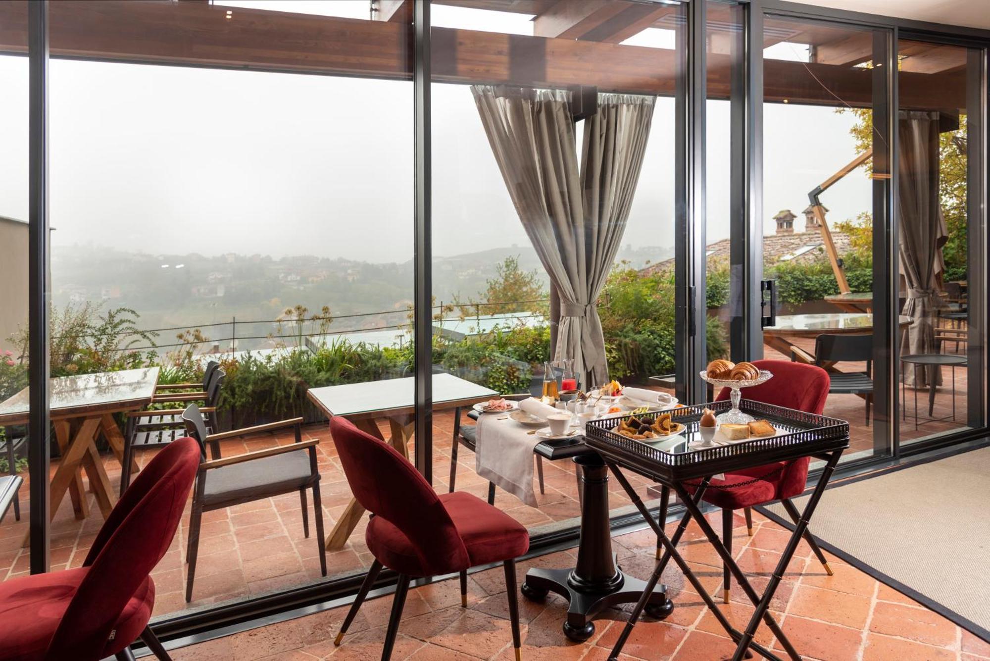 Dimora Cordero Hotel Priocca ภายนอก รูปภาพ