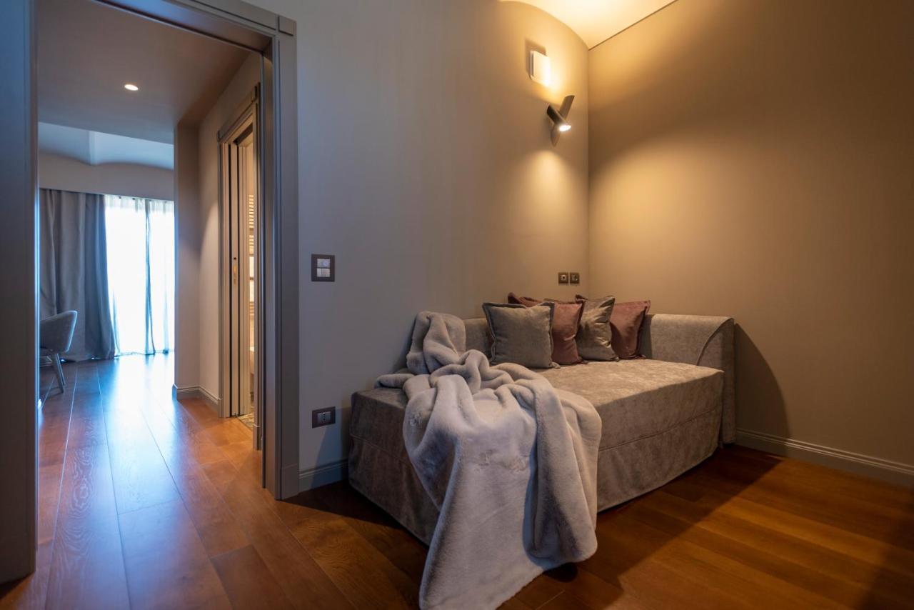 Dimora Cordero Hotel Priocca ภายนอก รูปภาพ